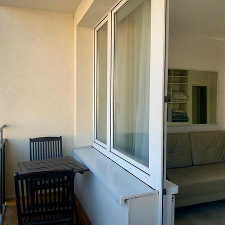 Perfect Location Two Bedrooms With Balkony Варшава Екстер'єр фото