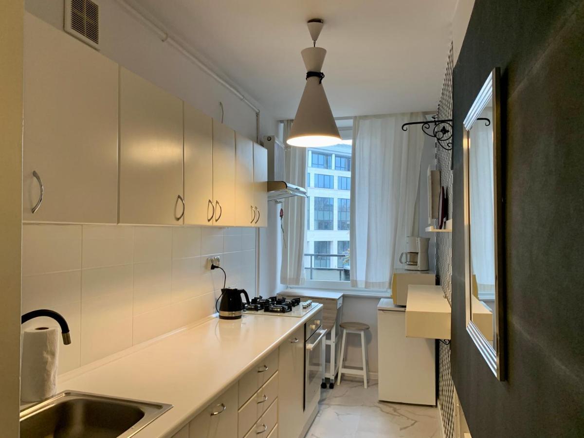 Perfect Location Two Bedrooms With Balkony Варшава Екстер'єр фото