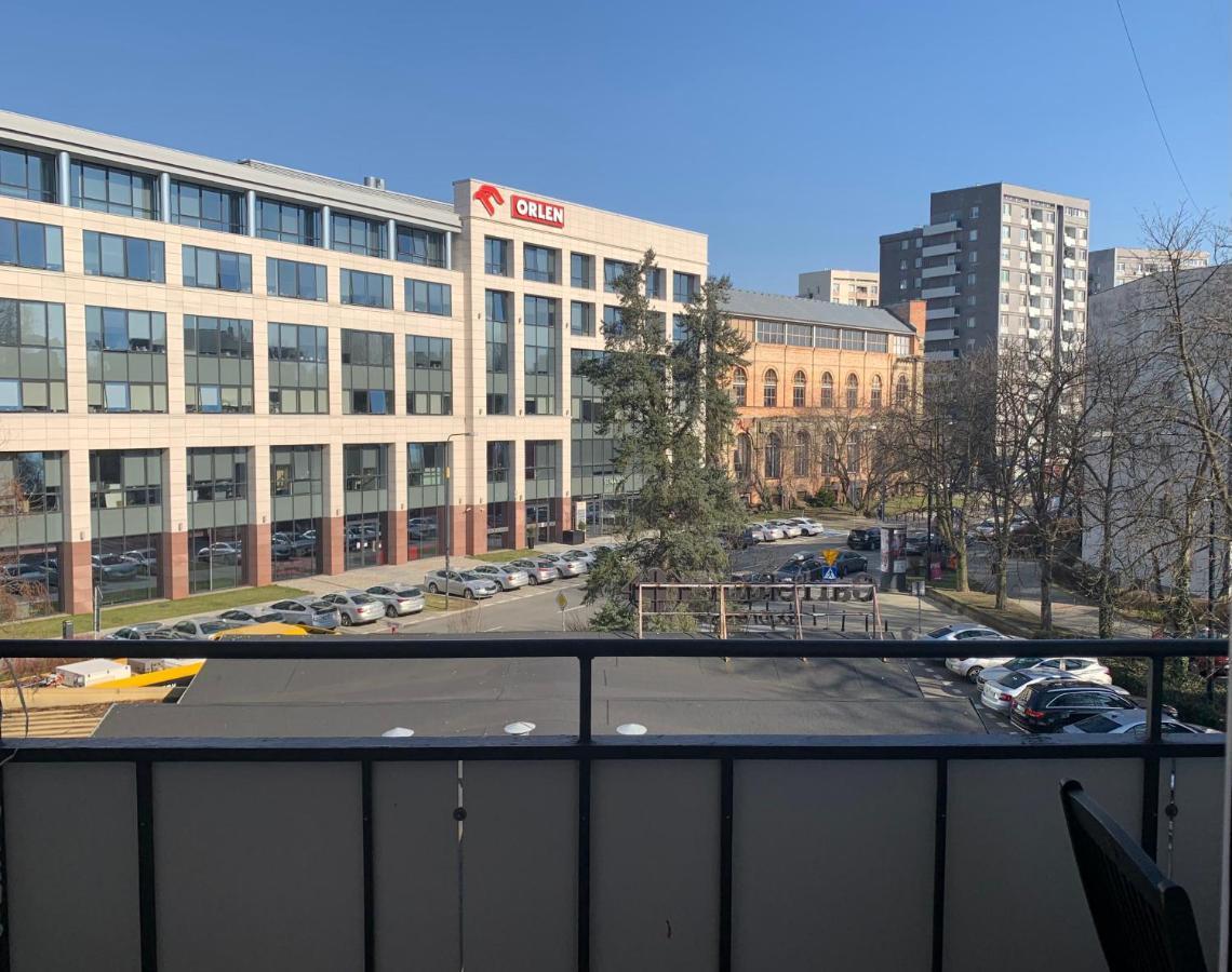 Perfect Location Two Bedrooms With Balkony Варшава Екстер'єр фото