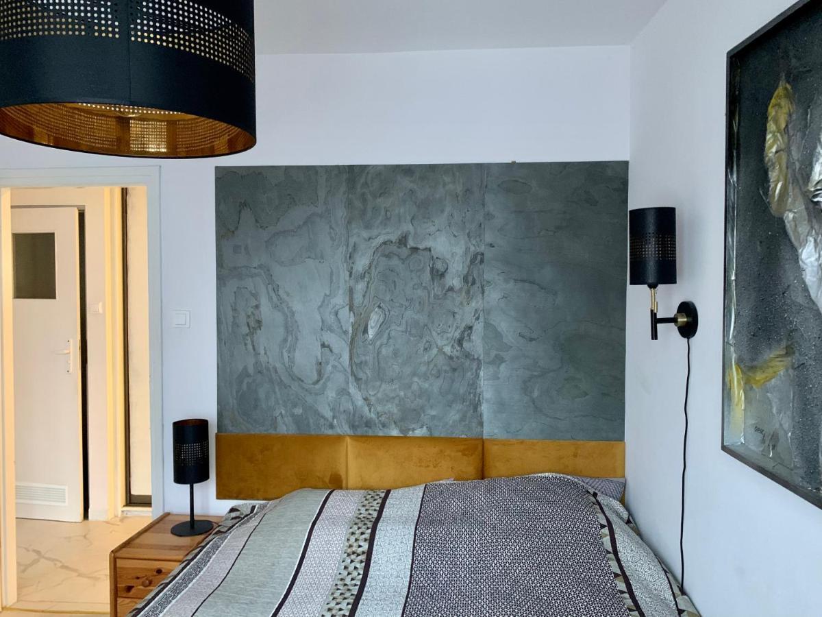 Perfect Location Two Bedrooms With Balkony Варшава Екстер'єр фото