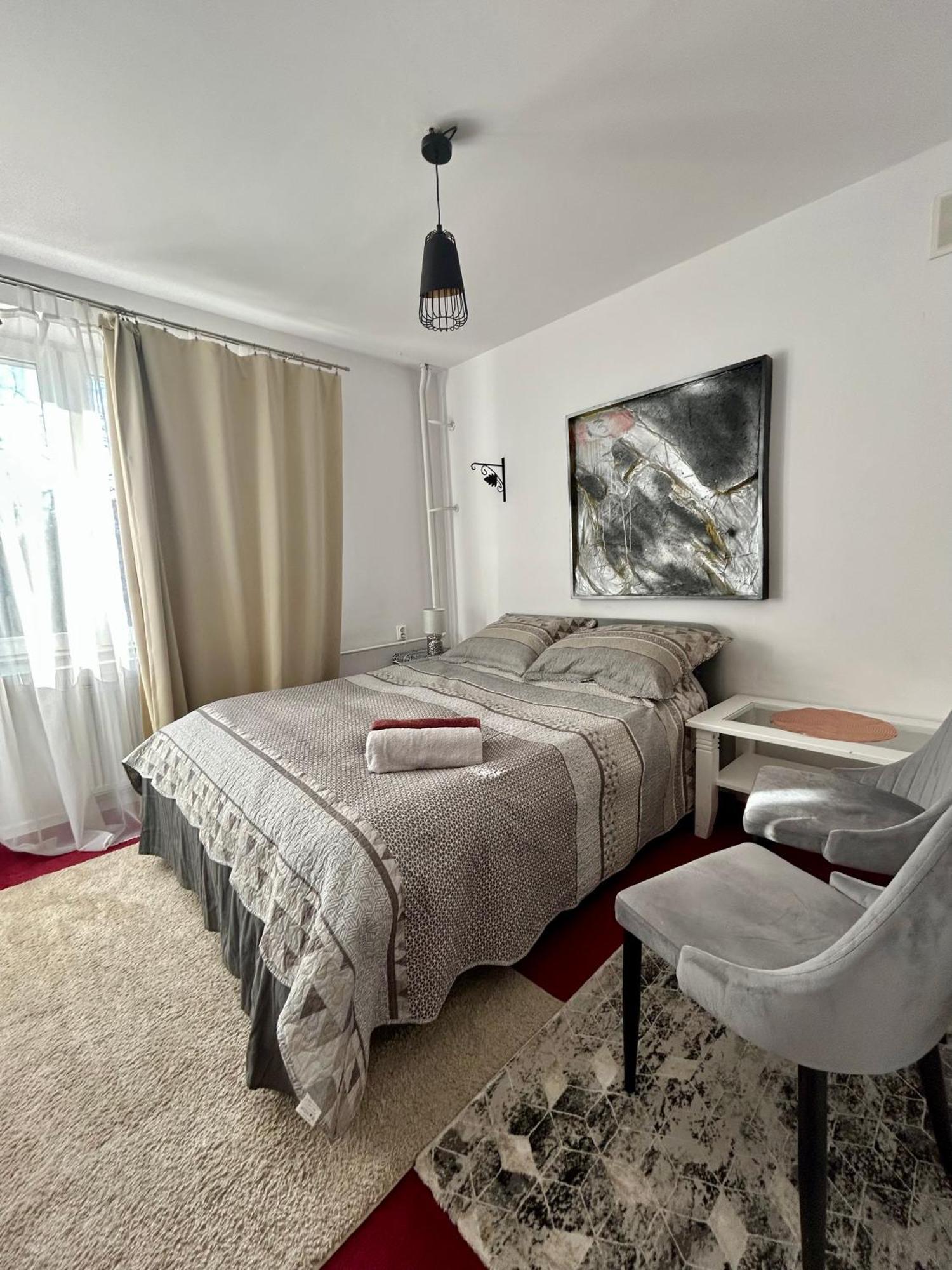 Perfect Location Two Bedrooms With Balkony Варшава Екстер'єр фото